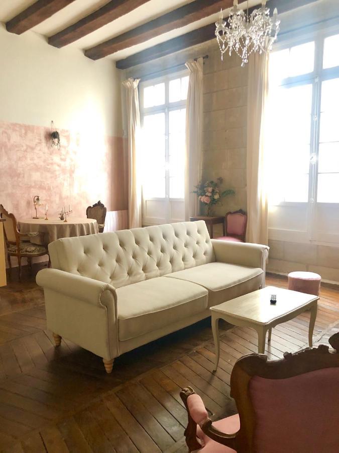 Charme D'Ancien Au Coeur De Vieux-Tours Apartment Exterior photo